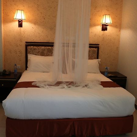 Solyana Hotel บาเฮอร์ดาร์ ภายนอก รูปภาพ
