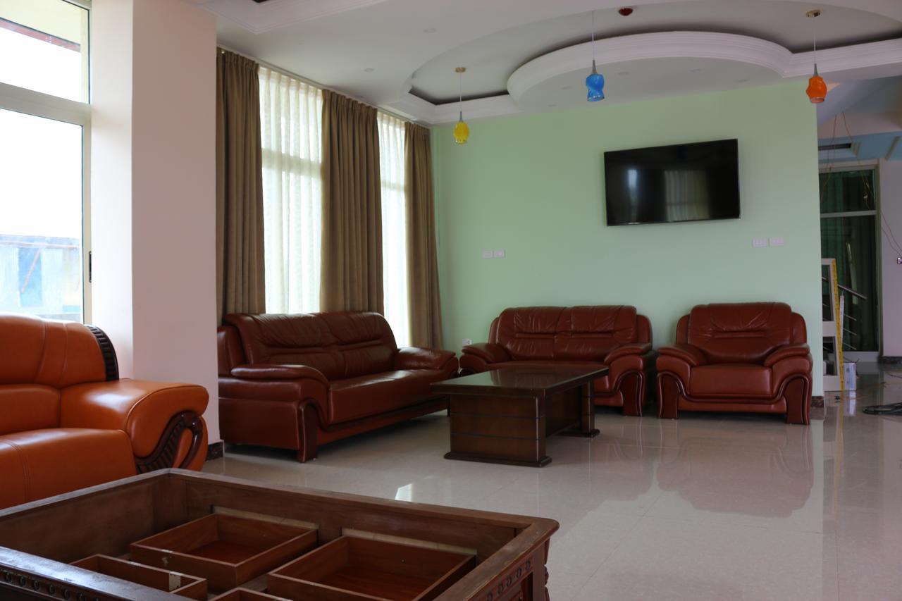 Solyana Hotel บาเฮอร์ดาร์ ภายนอก รูปภาพ