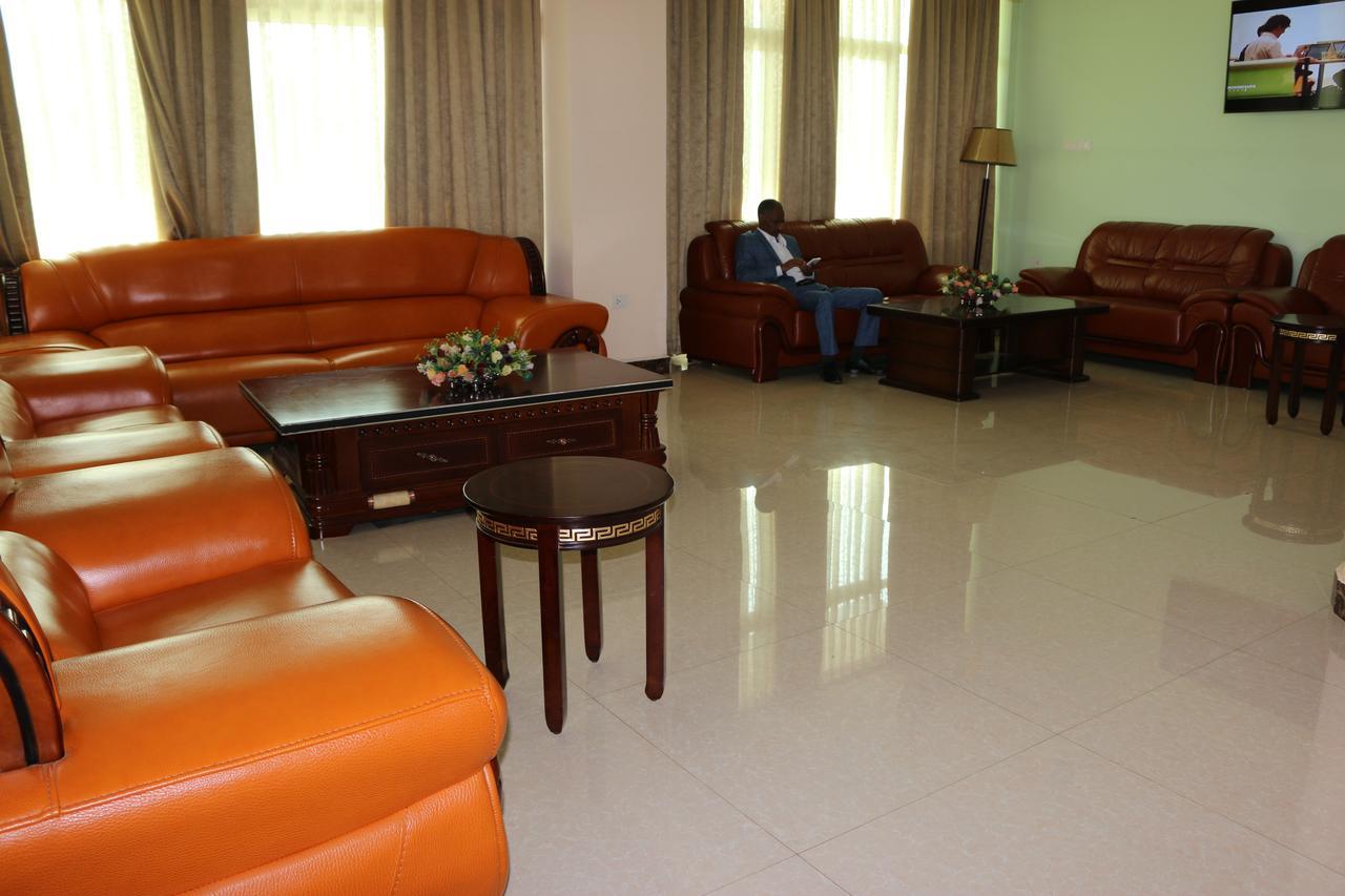 Solyana Hotel บาเฮอร์ดาร์ ภายนอก รูปภาพ